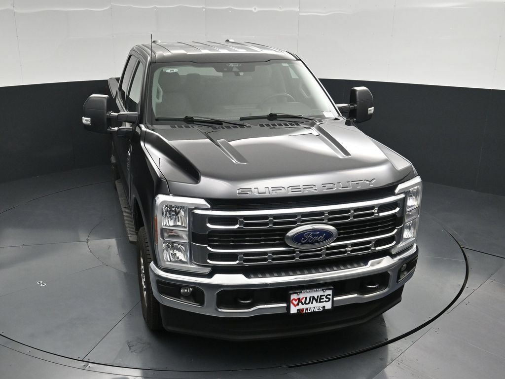 Used 2024 Ford F350 XLT AWD/4WD image 38