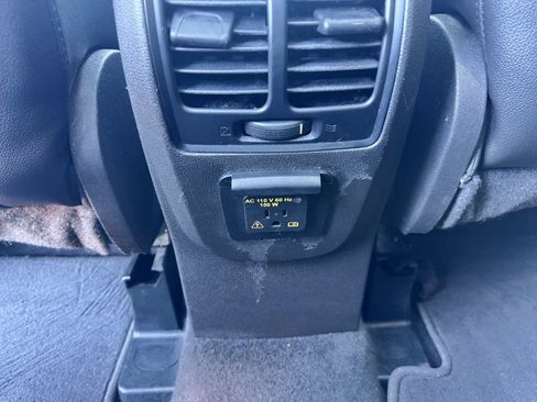 Used 2015 Ford Escape Titanium w/ Equipment Group 301A AWD/4WD image 33