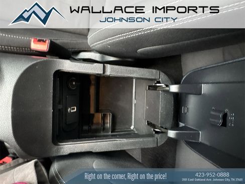 Used 2020 Ford Mustang Coupe image 19