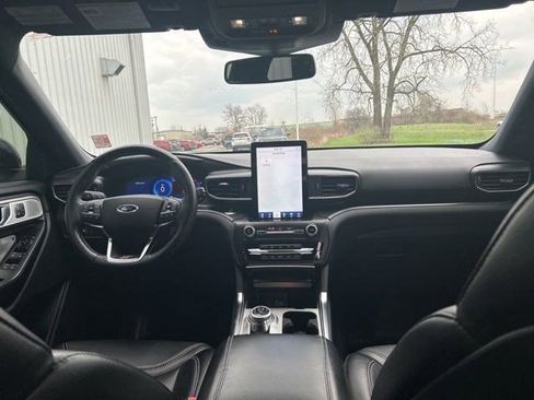 Used 2020 Ford Explorer ST w/ Premium Technology Package image 41