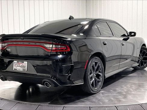 Used 2022 Dodge Charger R/T w/ Plus Group RWD image 13