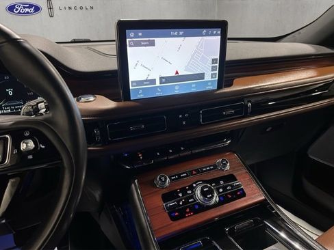 Used 2022 Lincoln Aviator Reserve w/ Equipment Group 201A image 15
