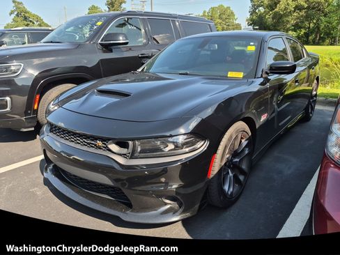 Used 2023 Dodge Charger Scat Pack w/ Plus Group RWD image 1