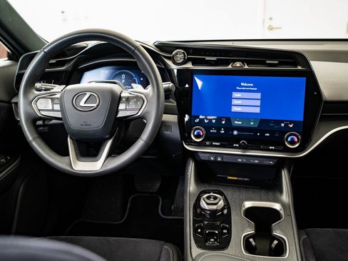 Certified 2023 Lexus RZ 450e Premium w/ Accessory Package (2T) image 29