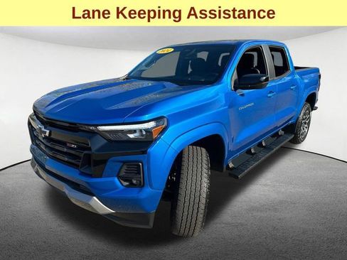 Used 2024 Chevrolet Colorado Z71 w/ Z71 Convenience Package 2 AWD/4WD image 5