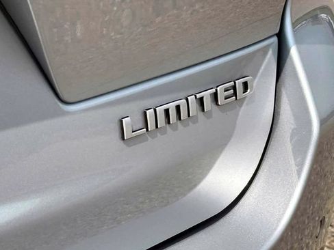 Used 2024 Jeep Grand Cherokee L Limited w/ Luxury Tech Group II AWD/4WD image 11