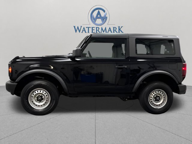 Used 2025 Ford Bronco 2-Door AWD/4WD image 2