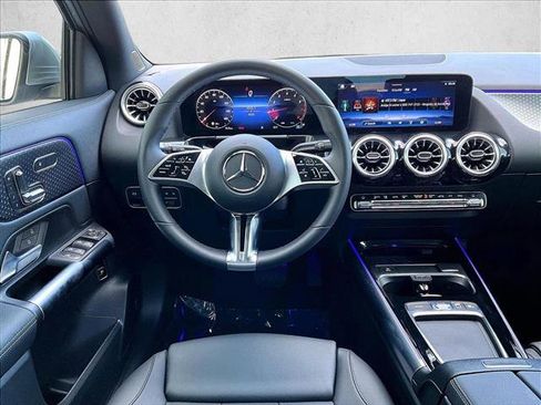 Used 2026 Mercedes-Benz GLA 250 GLA 250 image 7