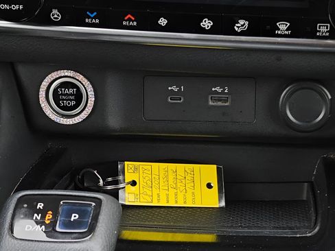 Used 2021 Nissan Rogue SL image 27