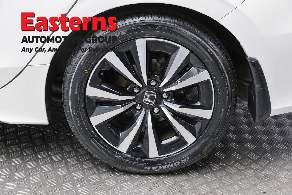 Used 2022 Honda Civic EX-L image 10