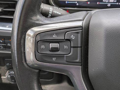 Used 2022 Chevrolet Suburban Z71 AWD/4WD image 24