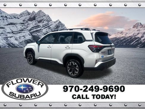 Used 2026 Subaru Forester AWD/4WD image 5