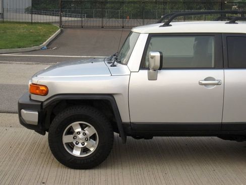 Used 2008 Toyota FJ Cruiser 4WD w/ Convenience Pkg image 7