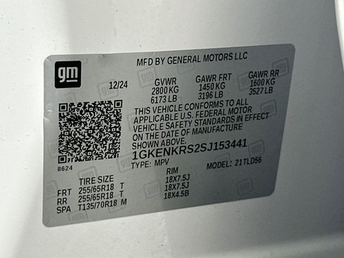 Used 2025 GMC Acadia Elevation FWD image 12
