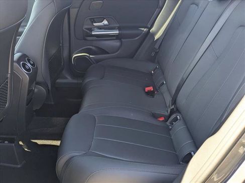 Used 2026 Mercedes-Benz GLA 250 image 14
