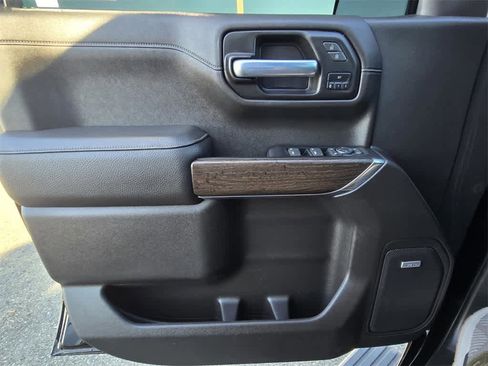 Used 2021 GMC Sierra 1500 Denali w/ Denali Premium Package image 14