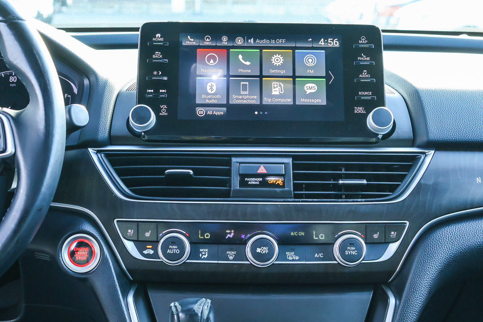 Used 2018 Honda Accord Touring image 10