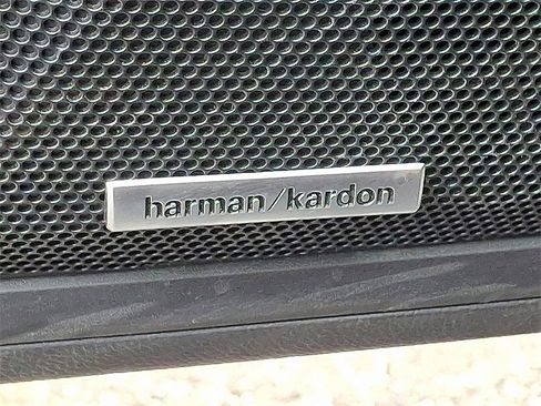 Certified 2025 Subaru Outback Limited XT image 25