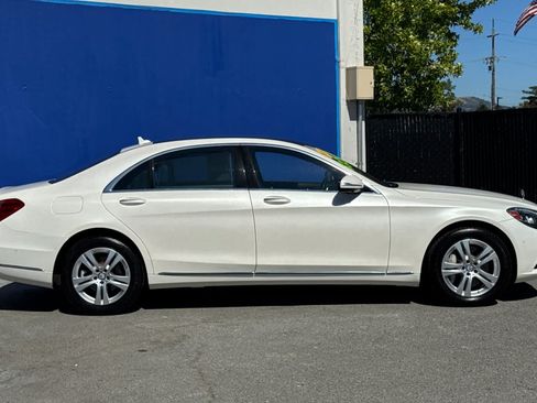 Used 2017 Mercedes-Benz S 550 Sedan image 2