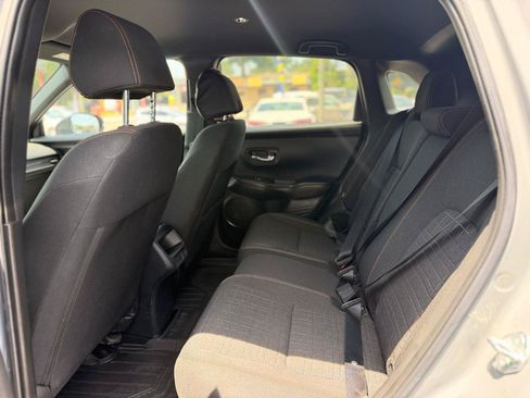 Used 2024 Honda HR-V Sport image 16