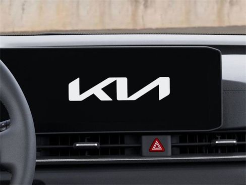 New 2026 Kia Carnival EX image 21