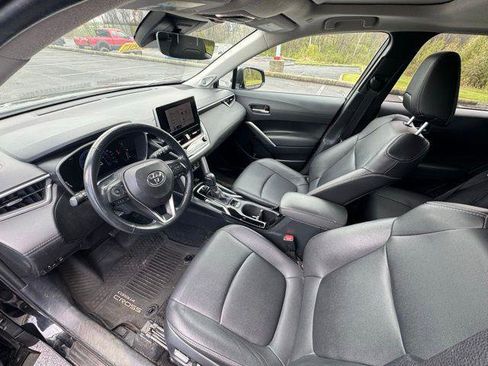 Certified 2023 Toyota Corolla Cross XLE w/ Convenience Package image 13