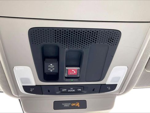 Used 2023 Honda Accord EX image 31
