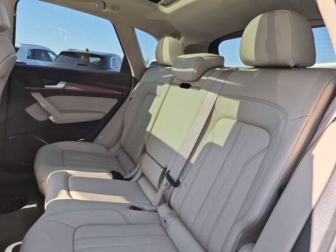 Certified 2023 Audi Q5 Premium w/ Convenience Package image 19