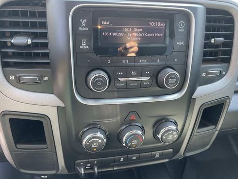 Used 2018 RAM 3500 Tradesman w/ Chrome Appearance Group AWD/4WD image 49