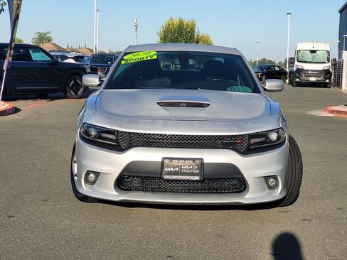 Used 2020 Dodge Charger GT RWD image 2