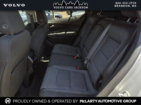 Used 2018 Chevrolet Equinox LT AWD/4WD image 17