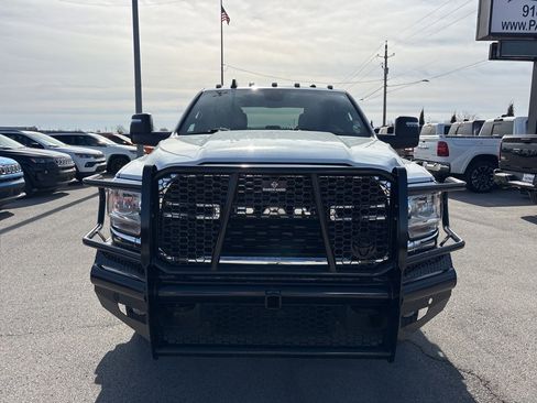 Used 2024 RAM 3500 Big Horn image 9