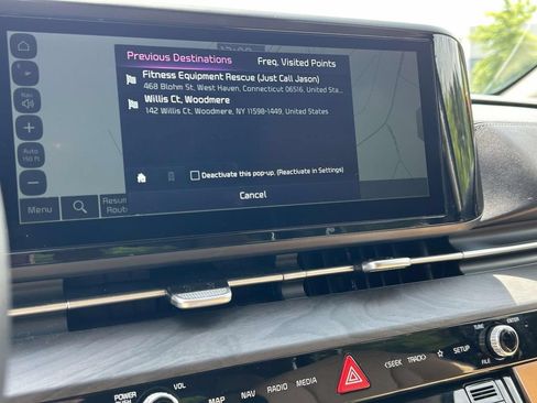 Used 2024 Kia Carnival EX FWD image 26