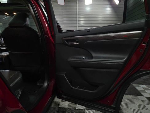 Used 2020 Toyota Highlander Limited image 36