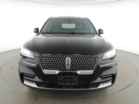 Used 2020 Lincoln Aviator Reserve w/ Elements Package Plus image 2