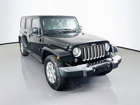 Used 2017 Jeep Wrangler Unlimited Sahara w/ Connectivity Group image 1