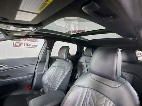 Used 2023 Kia Sportage X-Line w/ X-Line Premium Package AWD/4WD image 12