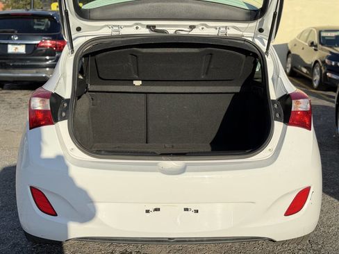 Used 2013 Hyundai Elantra GT w/ Style Pkg image 21