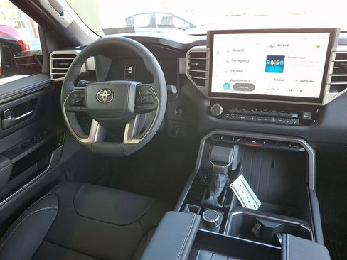 New 2026 Toyota Tundra Limited AWD/4WD image 9