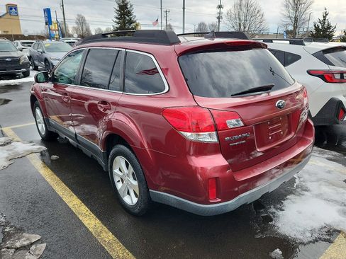 Used 2014 Subaru Outback 2.5i Limited image 4