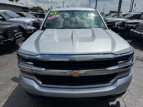 Used 2018 Chevrolet Silverado 1500 W/T RWD image 3