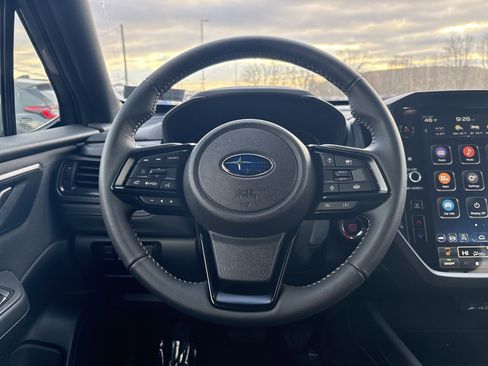 Used 2025 Subaru Forester Premium image 21