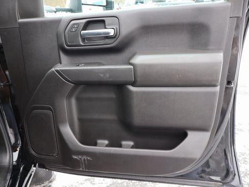 Used 2024 Chevrolet Silverado 2500 Custom w/ Custom Value Package image 22