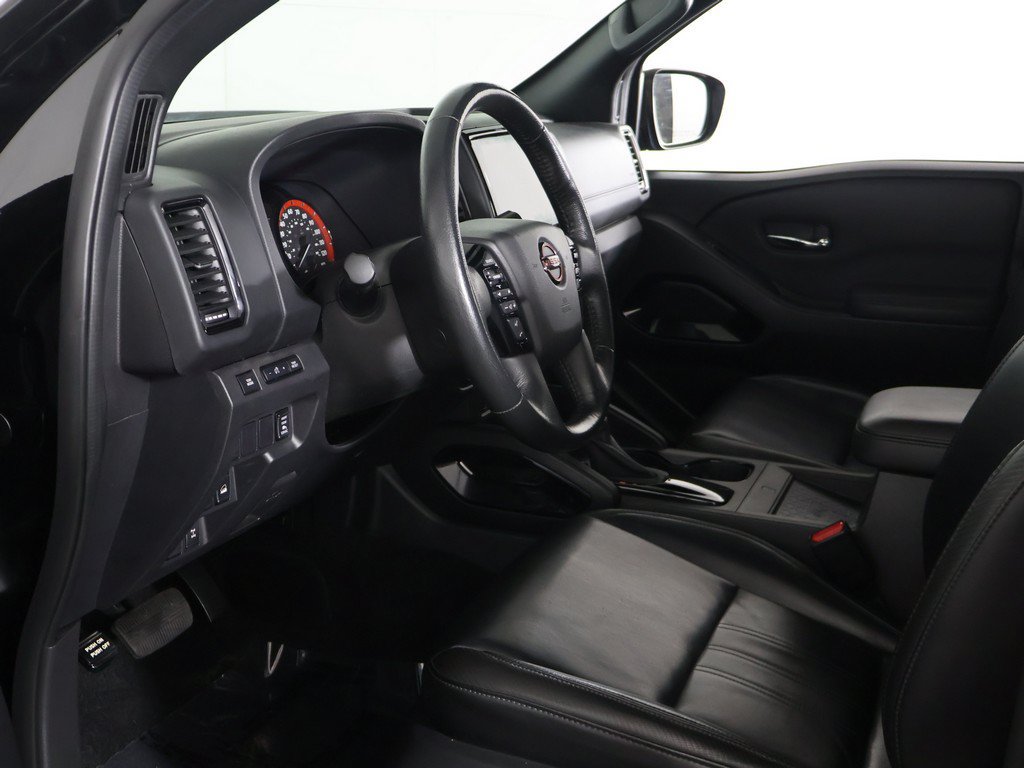 Used 2022 Nissan Frontier PRO-4X AWD/4WD image 26