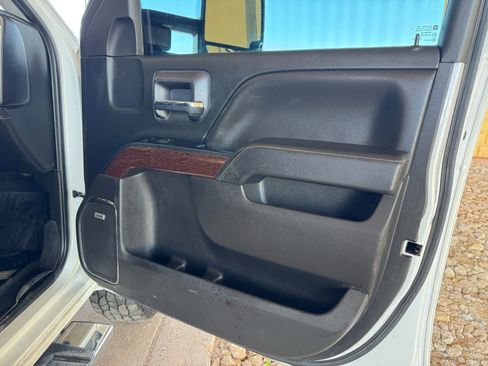 Used 2018 GMC Sierra 3500 SLT w/ Duramax Plus Package image 27