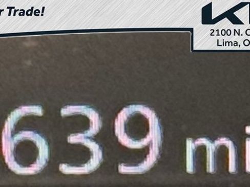 Used 2025 Nissan Altima 2.5 SV FWD image 25