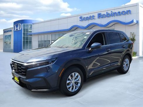 Certified 2023 Honda CR-V LX image 2