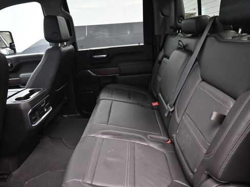 Used 2022 GMC Sierra 3500 Denali w/ Denali Ultimate Package AWD/4WD image 23