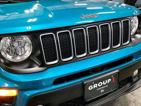 Used 2022 Jeep Renegade Latitude w/ Convenience Group image 29