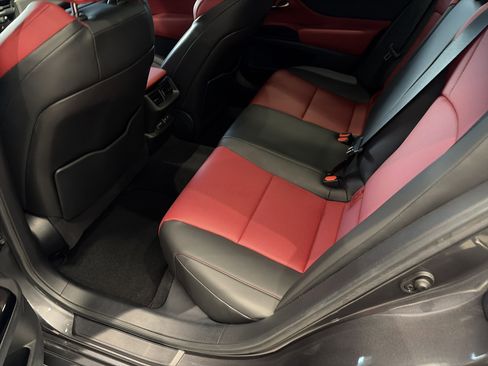 Used 2024 Lexus ES 350 F Sport image 13